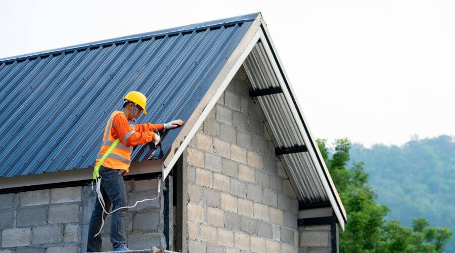 Expert new roof installation services in Arab, AL